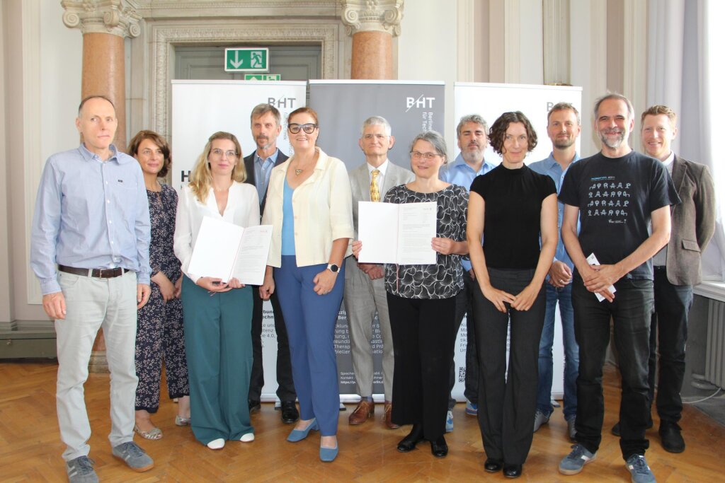 Team picture at gaining of the right to award doctorates